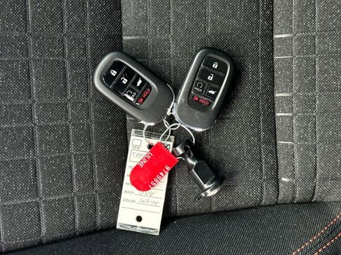 Certified 2023 Honda HR-V Sport image 28