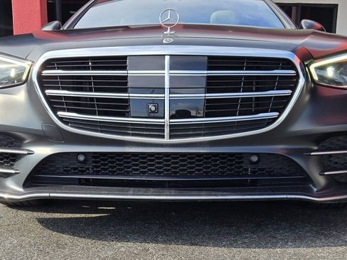 Used 2022 Mercedes-Benz S 580 S 580 w/ AMG Line Package image 11