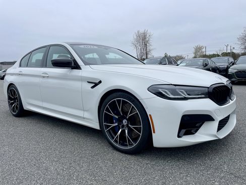 Used 2023 BMW M5 w/ Competition Package image 3
