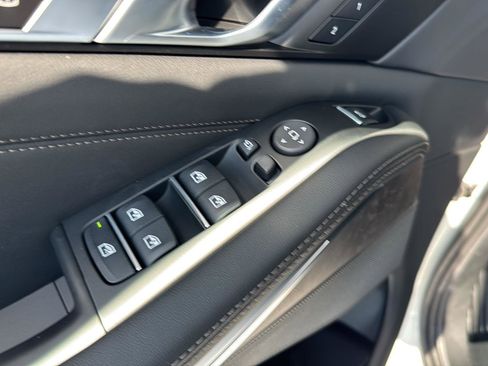 New 2026 BMW X5 sDrive40i w/ M Sport Package image 27