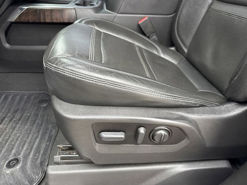 Used 2022 GMC Sierra 1500 Denali w/ Denali Premium Package image 13