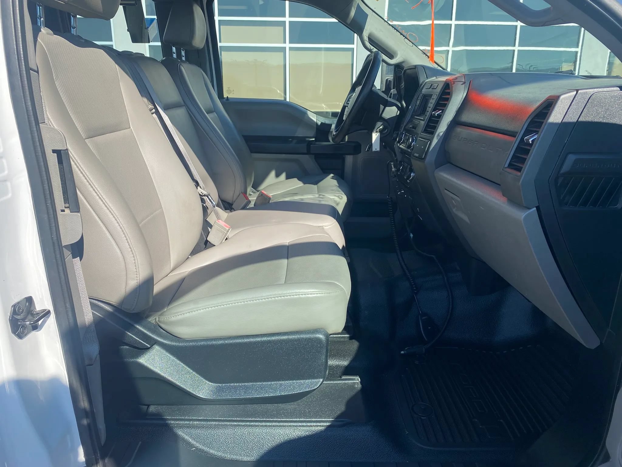 Used 2017 Ford F250 XL w/ Power Equipment Group AWD/4WD image 22