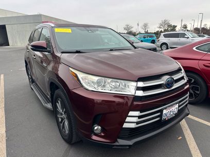 Certified 2019 Toyota Highlander XLE