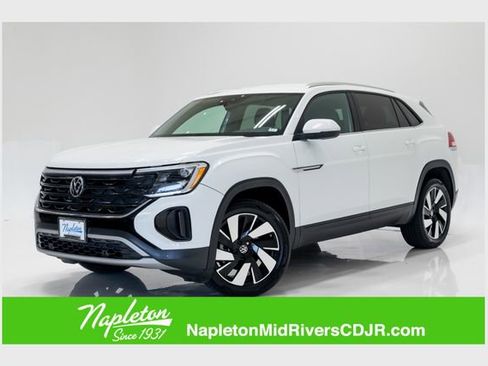 Used 2025 Volkswagen Atlas Cross Sport SE AWD/4WD image 1