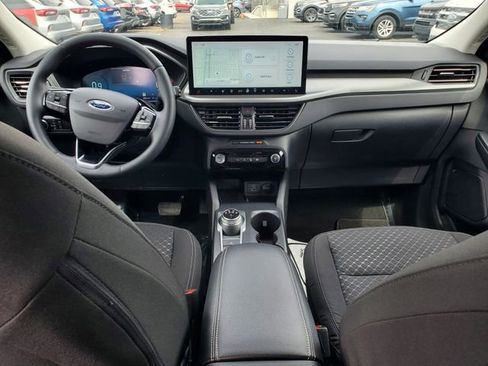 Used 2023 Ford Escape Active w/ Tech Pack #2 AWD/4WD image 7