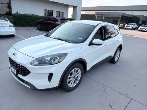 Used 2020 Ford Escape SE FWD image 11
