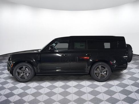 New 2026 Land Rover Defender 130 X-Dynamic SE AWD/4WD image 2