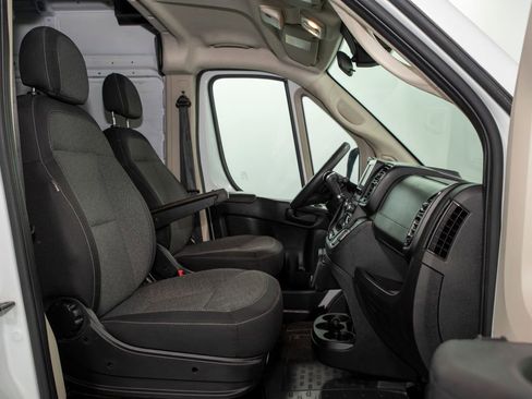 Used 2022 RAM ProMaster 2500 image 14