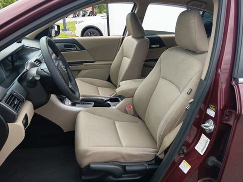 Used 2015 Honda Accord LX image 10