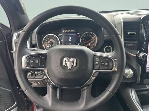 Used 2025 RAM 1500 Laramie AWD/4WD image 15