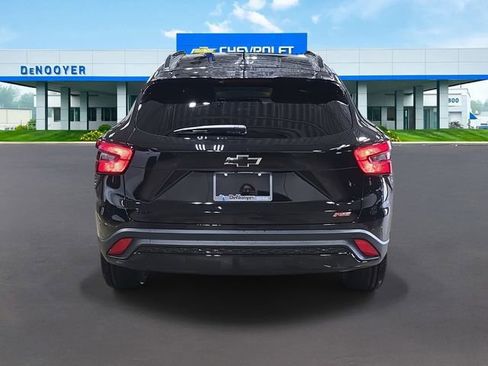 New 2026 Chevrolet Trax RS w/ Sunroof Package image 7