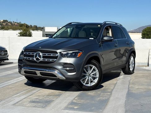 New 2026 Mercedes-Benz GLE 350 4MATIC image 2