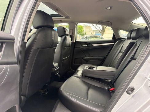 Used 2018 Honda Civic Touring image 11