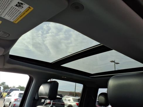 Certified 2021 Ford F150 Lariat image 13