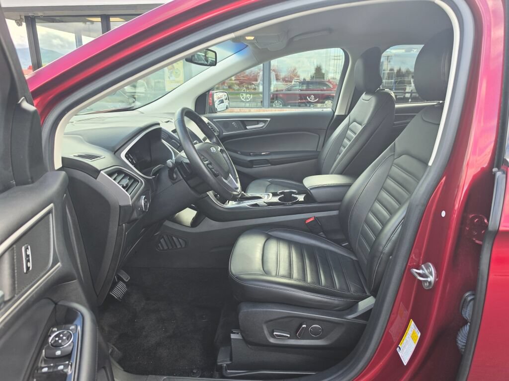 Used 2018 Ford Edge SEL w/ Equipment Group 201A AWD/4WD image 15