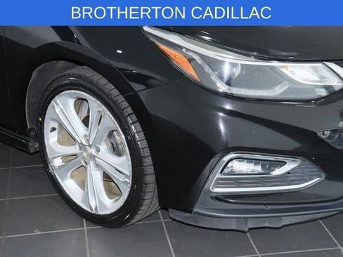 Used 2017 Chevrolet Cruze Premier FWD image 13