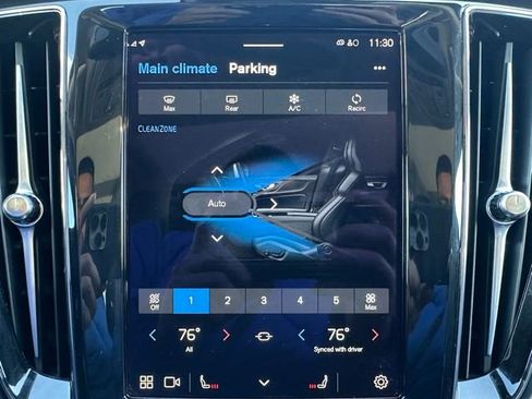 Used 2024 Volvo S60 B5 Plus image 22