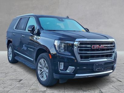 Used 2024 GMC Yukon SLT w/ SLT Premium Package