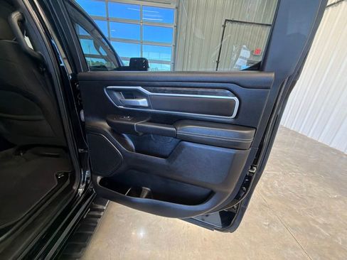 Used 2023 RAM 1500 Big Horn AWD/4WD image 34