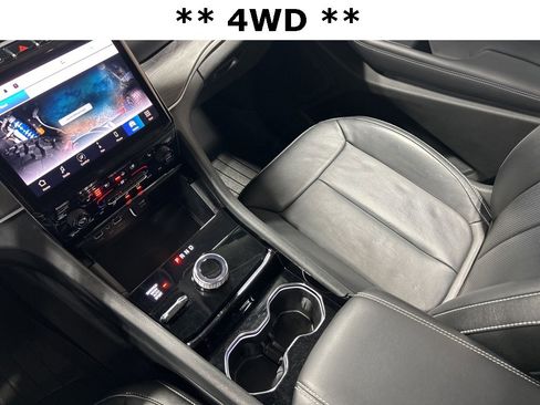 Certified 2023 Jeep Grand Cherokee L Limited w/ Luxury Tech Group II image 5