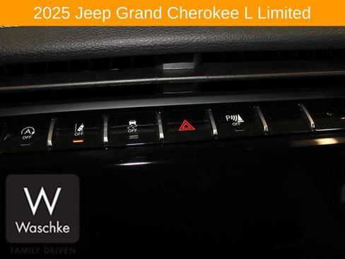 Used 2025 Jeep Grand Cherokee L Limited w/ Trailer Tow Package image 31
