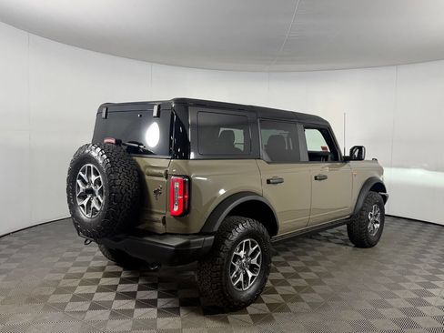 Used 2025 Ford Bronco Badlands AWD/4WD image 7