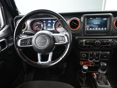 Used 2020 Jeep Gladiator Mojave image 12