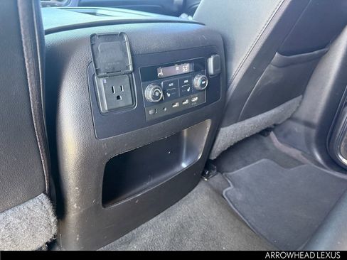 Used 2017 GMC Yukon XL SLT w/ Open Road Package image 25