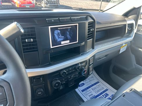 Used 2024 Ford F350 XL w/ XL Chrome Package image 52