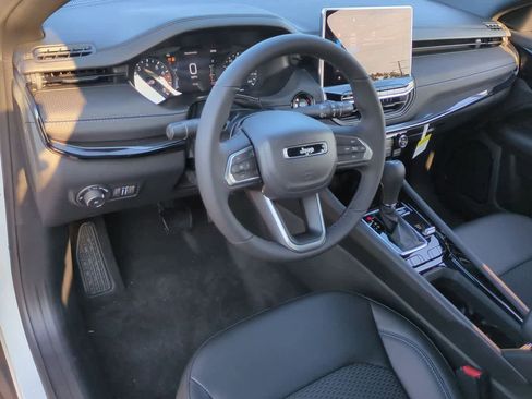 New 2026 Jeep Compass Latitude AWD/4WD image 10