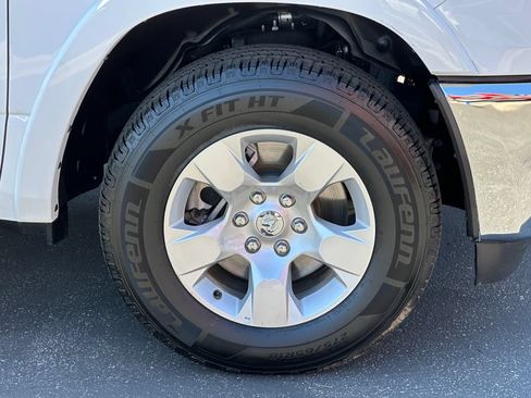 Certified 2025 RAM 1500 Big Horn AWD/4WD image 11