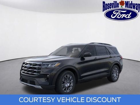 Used 2026 Ford Explorer Active w/ Active Comfort Package AWD/4WD image 1