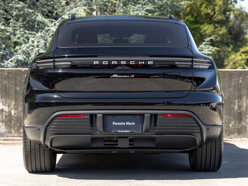 New 2026 Porsche Macan 4 Electric AWD/4WD image 10