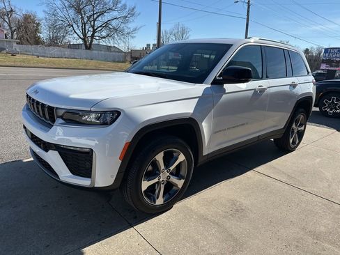 New 2026 Jeep Grand Cherokee Limited image 5