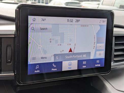 Certified 2022 Ford Explorer XLT w/ Equipment Group 202A image 28