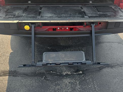 Certified 2022 Ford F150 Raptor w/ Equipment Group 801A High image 22