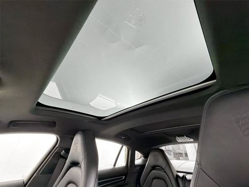 Certified 2023 Porsche Panamera Platinum Edition RWD image 35
