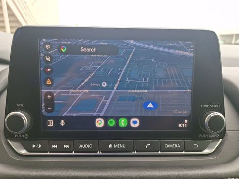 Used 2025 Nissan Rogue S FWD image 19