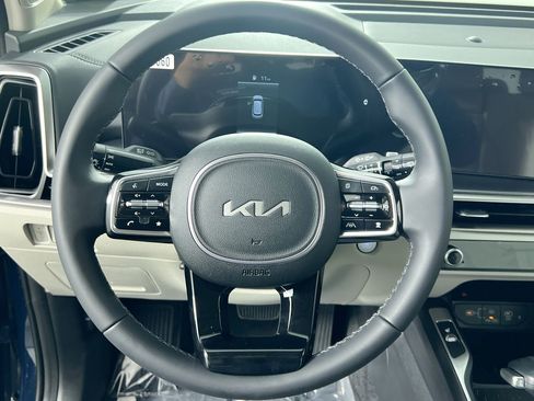 New 2026 Kia Sorento S w/ S Panoramic Sunroof Package image 15