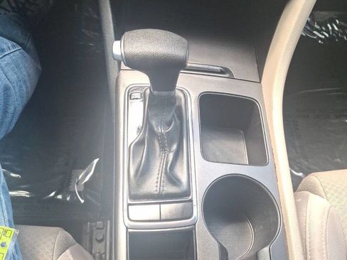 Used 2017 Kia Optima LX w/ Convenience Package FWD image 7