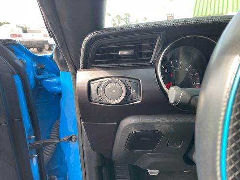 Used 2017 Ford Mustang Shelby GT350 w/ Electronics Package RWD image 15