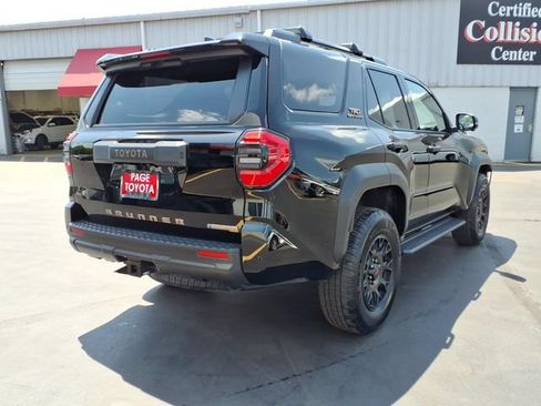 Used 2025 Toyota 4Runner TRD Off-Road Premium AWD/4WD image 11
