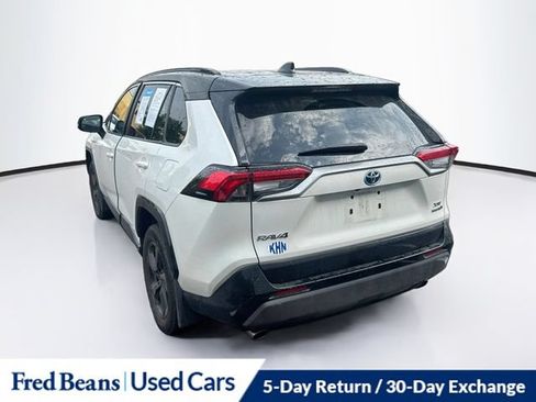 Used 2021 Toyota RAV4 XSE AWD/4WD image 7