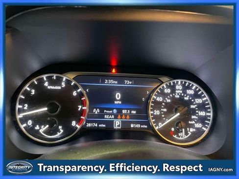 Used 2021 Nissan Sentra SR w/ SR Premium Package FWD image 26