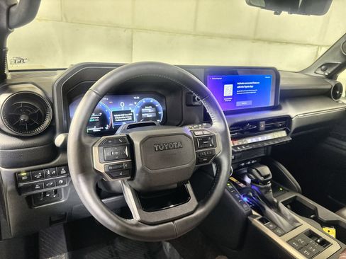 Used 2025 Toyota Land Cruiser w/ Premium Package AWD/4WD image 16