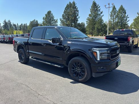 Used 2025 Ford F150 Lariat AWD/4WD image 8