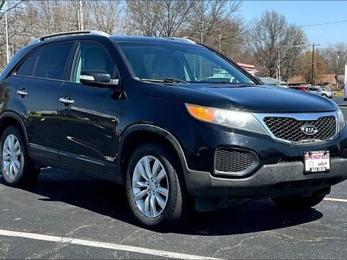 Used 2011 Kia Sorento LX AWD/4WD image 2