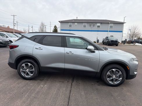 Used 2024 Chevrolet Blazer LT w/ Convenience Package image 6