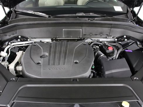 Certified 2025 Volvo XC90 B5 Core w/ Protection Package Premier image 24