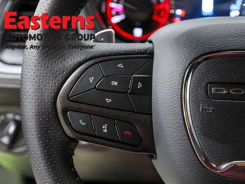 Used 2023 Dodge Challenger R/T w/ Plus Package image 15